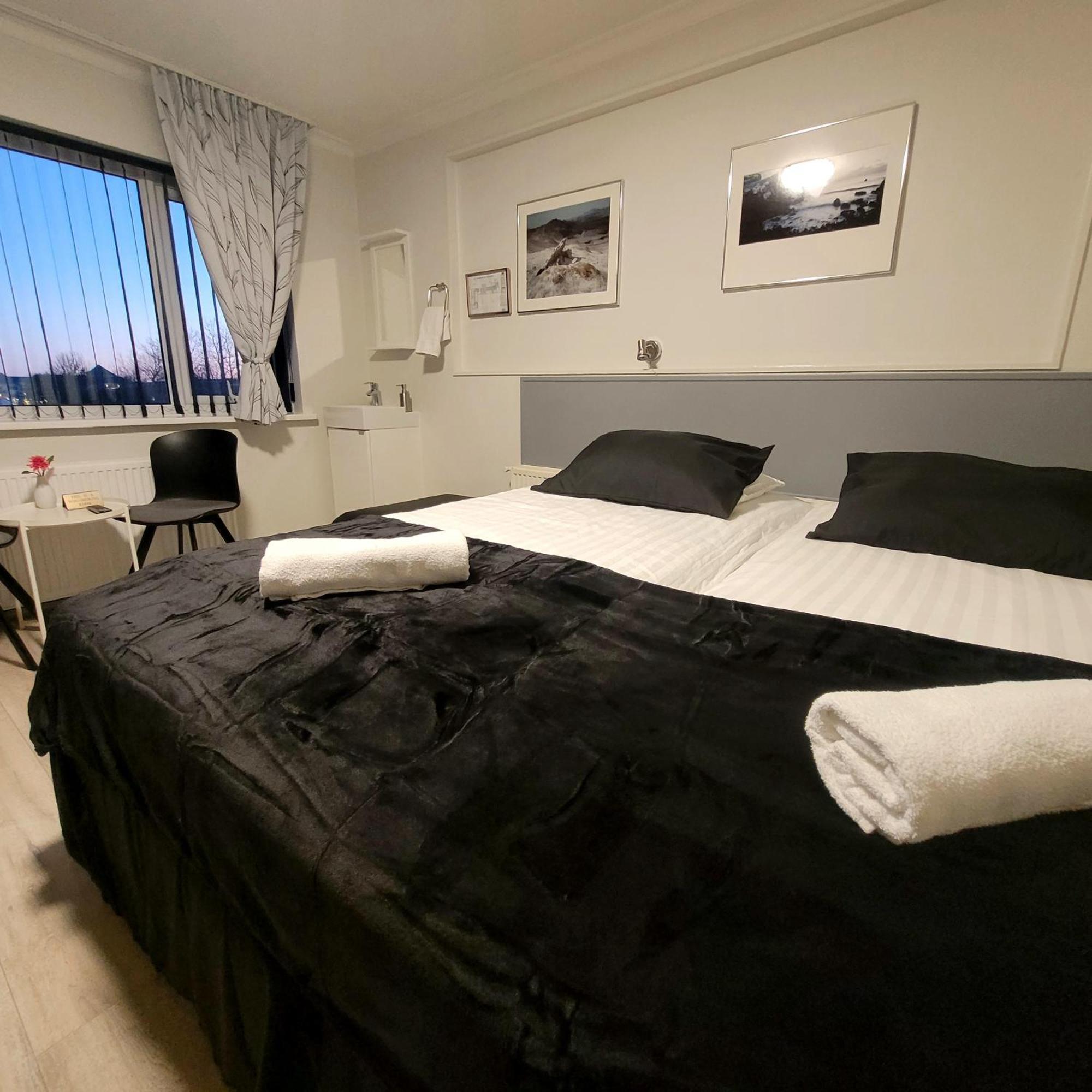 B&B Guesthouse - Bed And Breakfast Keflavik Centre Екстериор снимка
